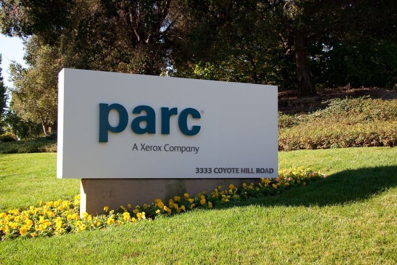 20 Inspiring Inventions from Xerox PARC 1 xerox parc sign in front of a grassy area